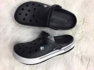 Are Crocs Considered Closed Toes Shoes